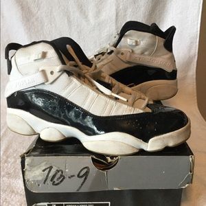 Jordan Vintage Grade school classics.Size 7